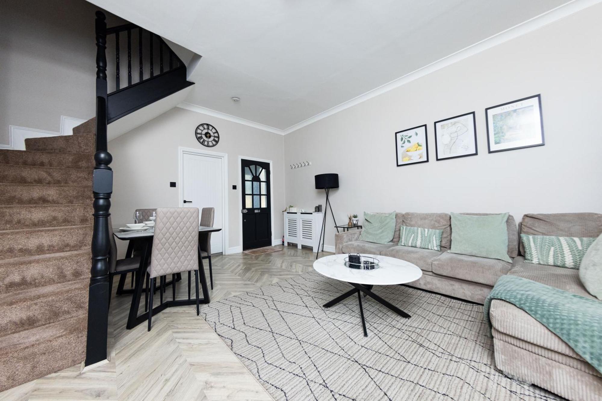 Park House, Refurbed Modern Interior, Located In Finsbury Park * Лондон